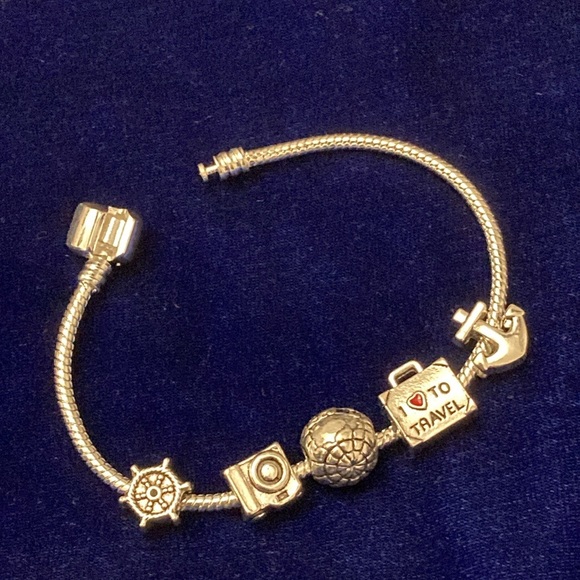 โ๏ธ NWOT - Anchor - Silvertone Slider Charm โ๏ธ - Picture 2 of 7